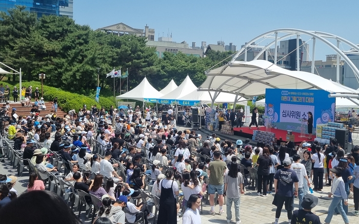 지난 18일 충북 청주 오창호수공원에서 열린 제3회 에코그린데이. (사진=에코프로)