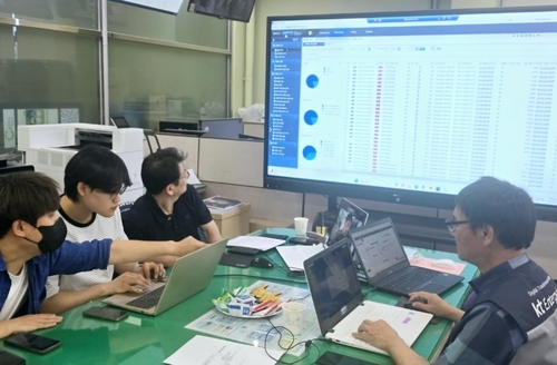 KT 충남충북광역본부는 충청대학교와 학내망 서비스 생존성 확보 및 핵심시설 보안강화를 위한 합동 훈련을 실시했다