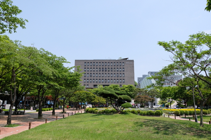 숭실사이버대학교가 오는19일부터 8월 16일까지 2024학년도 2학기 신·편입생 2차 모집을 시행한다. 사진=숭실사이버대학교