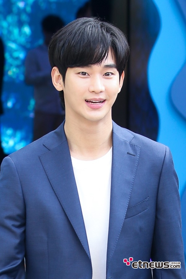 [ET포토] 김수현, '퍼펙트맨'