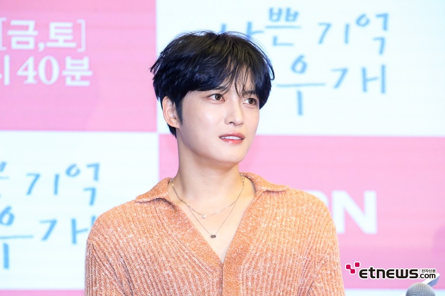 [ET포토] 김재중, '10년 이상 같은 모습~방부제 비주얼'