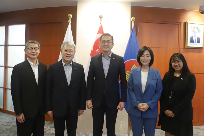 숭실대는 5일 주한 싱가포르대사를 만나 양국의 교류 협력을 논의했다. (사진=숭실대)