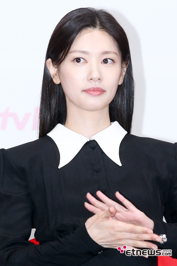 [ET포토] 정소민, '남다른 밝은 피부톤'