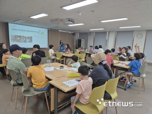 국립광주과학관과 국립광주박물관이 함께 개최한 '2024 여름, 과학관과 박물관 이야기'.