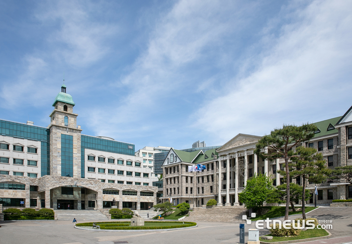 한양대학교 본관 및 신본관 전경