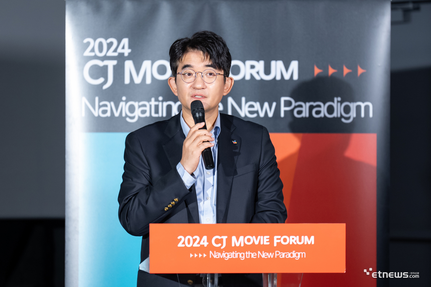 4일 부산 해운대구 CGV센텀시티 2관에서는 CJ MOVIE FORUM(씨제이 무비 포럼)이 열렸다. 윤상현 CJ ENM 대표이사가 개회사를 발표하고 있다. (사진=CJ ENM 제공)