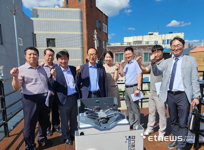 아이지아이에스가 지난 8월 대구서구 평리동 일원에서 전국 최초로 드론을 활용한 야간 순찰 업무도 성공적으로 수행했다.