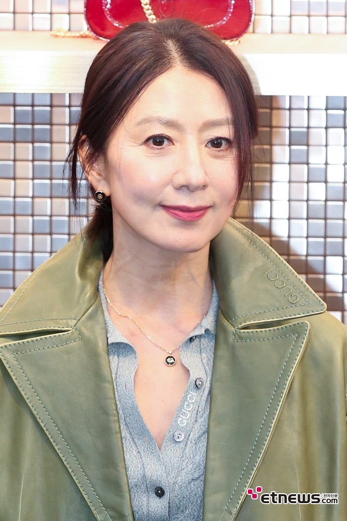 [ET포토] 김희애, '미소는 우아하게'