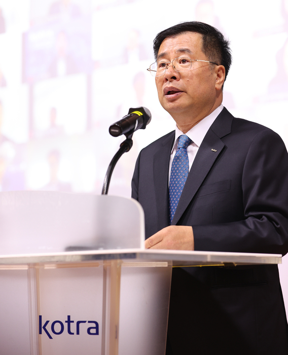 강경성 KOTRA 신임사장이 11일 서울 서초구 본사에서 열린 취임식에서 취임사를 하고 있다. (사진=KOTRA)