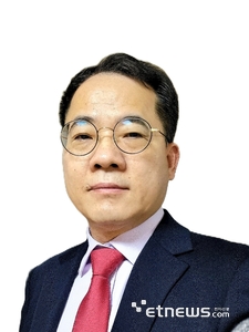 이왕재 강원지방중소벤처기업청장