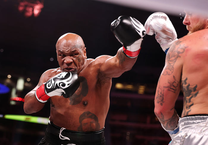 Viewers Blast Netflix for Buffering Issues During Mike Tyson’s Epic Return to Boxing: 60 Million Tune In!