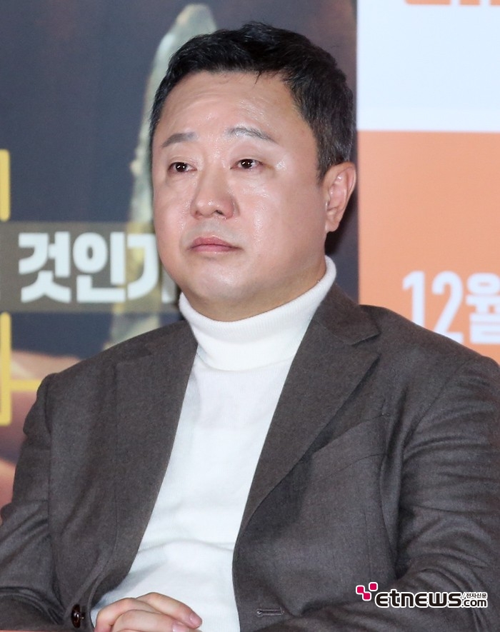 [ET포토] 박수영, '생각을 정리하며'