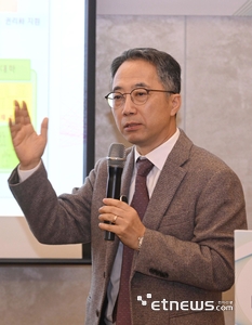 [ET시론]추격·추락·추월의 대전환 시대, '기술사업화 모멘트'