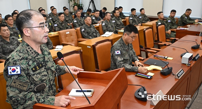 곽종근 특수전사령관 국방위 출석