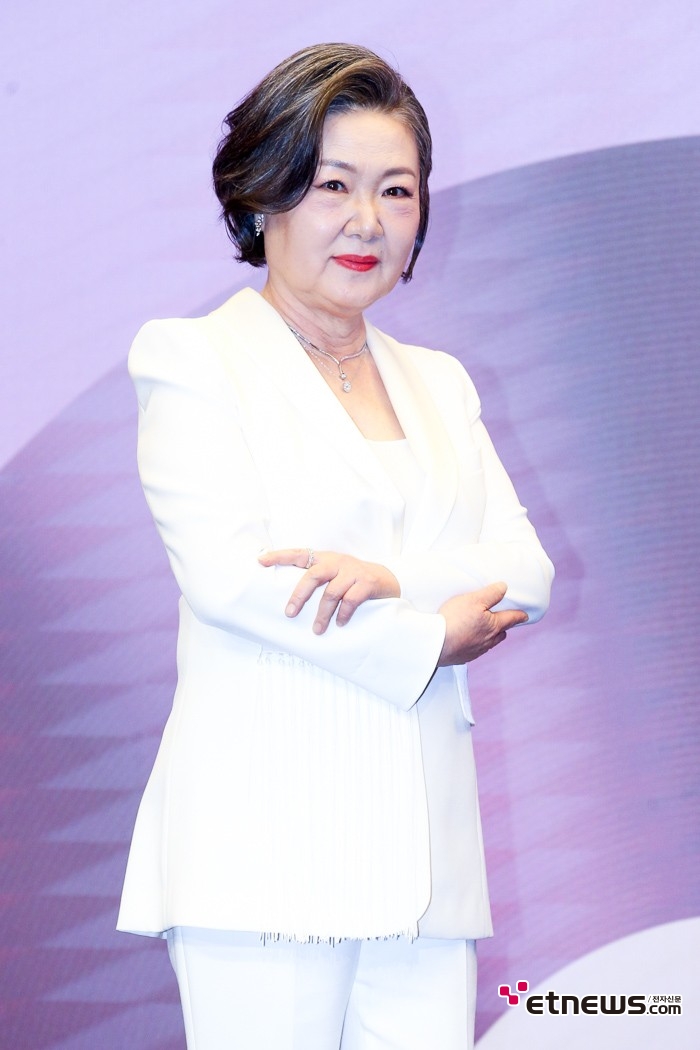 [ET포토] 김해숙, '다 꿇어~'