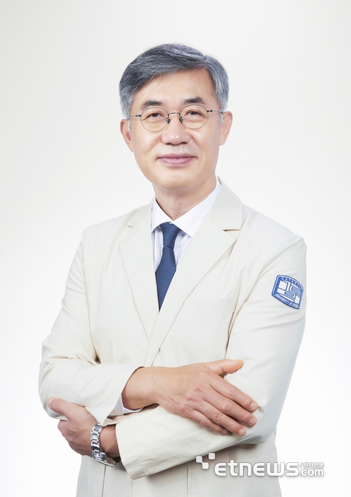 이화성 가톨릭대학교 의무부총장 겸 의료원장