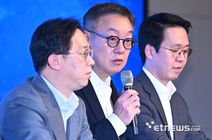 기자간담회 참석한 현신균 LG CNS 대표