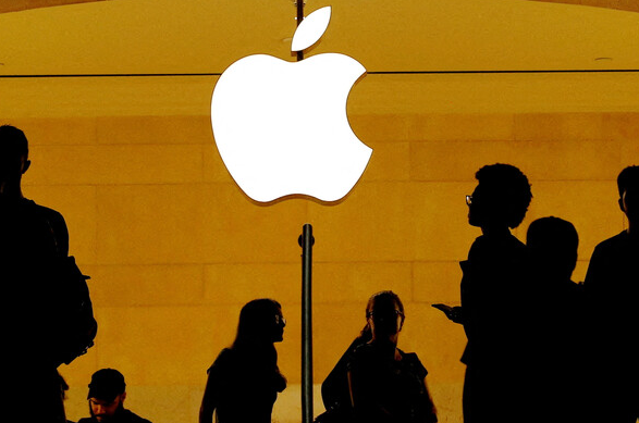 중국 내 스마트폰 시장에서 판매 1위를 지키던 애플이 지난해 비보(VIVO)와 화웨이 등 중국 기업에 밀려 3위로 추락했다. 사진=로이터 연합뉴스