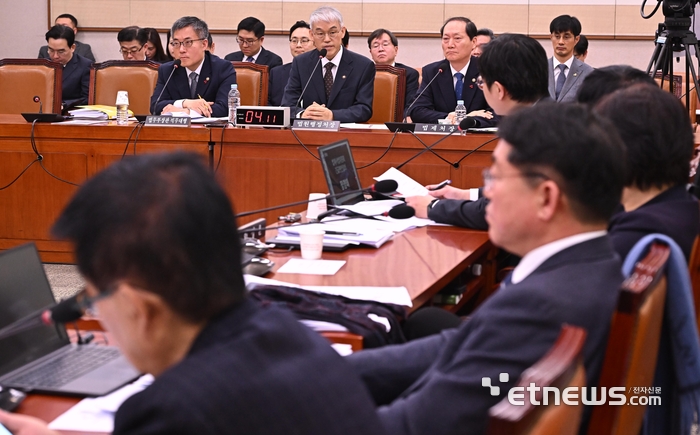 법사위, 서부지법 난동 긴급 현안질의