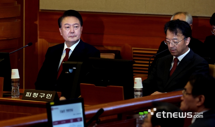윤석열 대통령 탄핵심판 3차 변론기일 출석