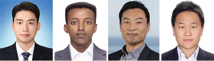 (왼쪽부터) 윤하준 중앙대 석박 통합과정생(제1저자), 테스팔렘 중앙대 박사과정생(공동1저자), 서상원 캘리포니아 산타바바라대 교수, 이철진 중앙대 교수(지도교수). (사진=중앙대)