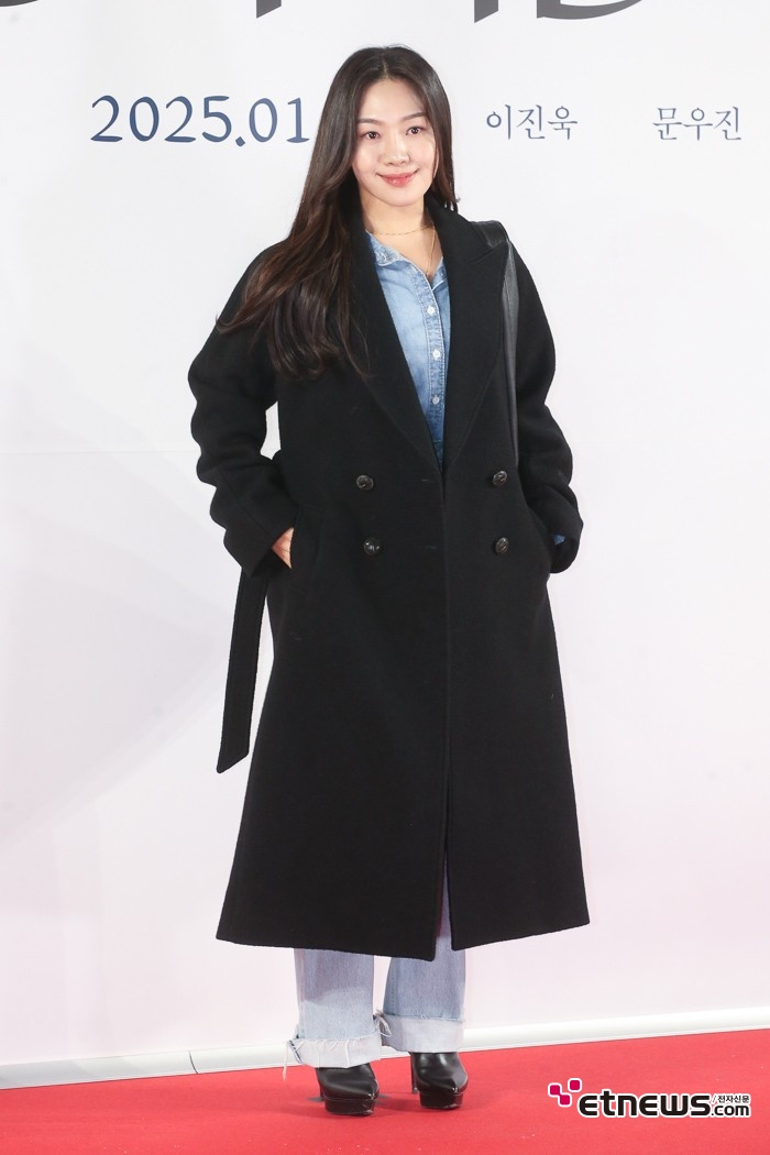 [ET포토] 최희서, '검은 수녀들 보러왔어요'