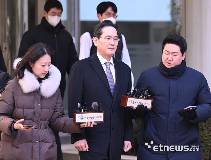 항소심 무죄 선고 받은 이재용 회장