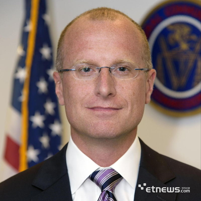 브렌든 카 FCC 위원장