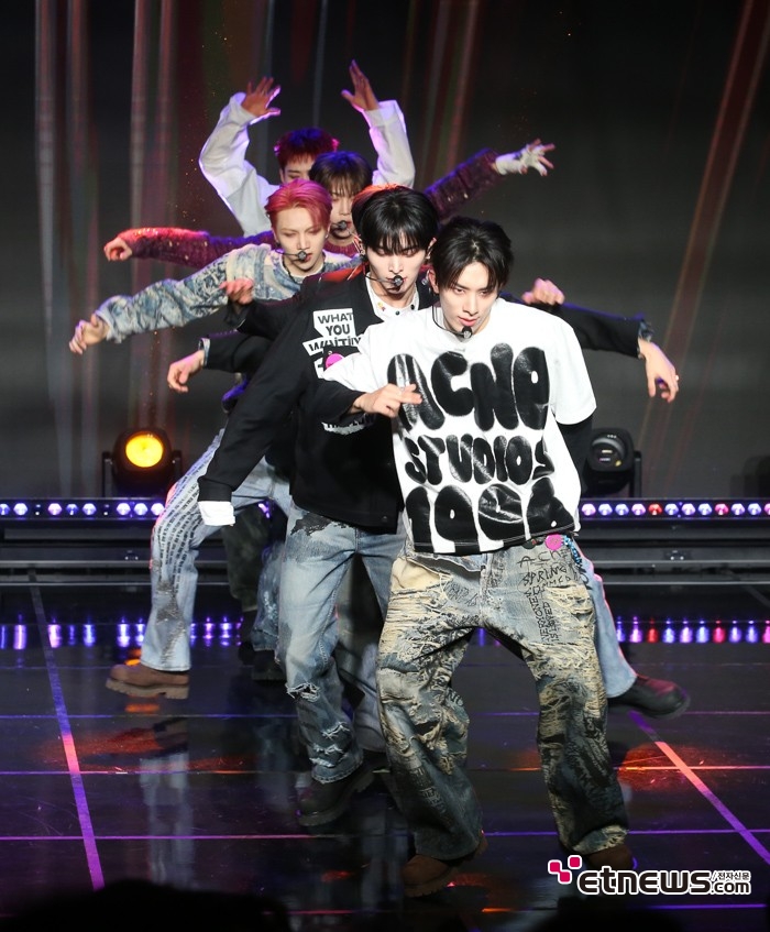 [ET포토] 올아워즈, '완성형 아이돌이 목표'