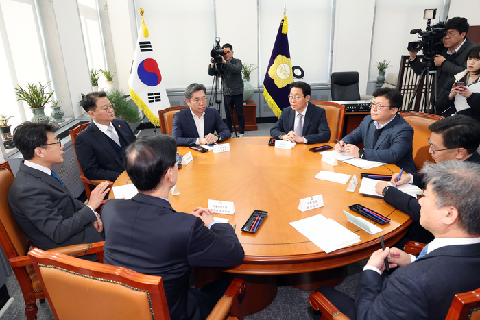 여야정, 이르면 10일 국정협의회 열기로…추경·반도체법 논의 급물살 타나