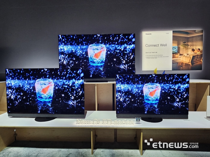 CES 2025 부스에 전시된 파나소닉의 OLED TV (사진=배옥진)