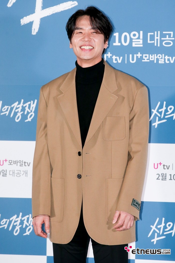 [ET포토] 김태훈, '그냥 웃을게요'