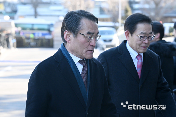 탄핵 심판 6차 변론기일 출석하는 배보윤 변호사