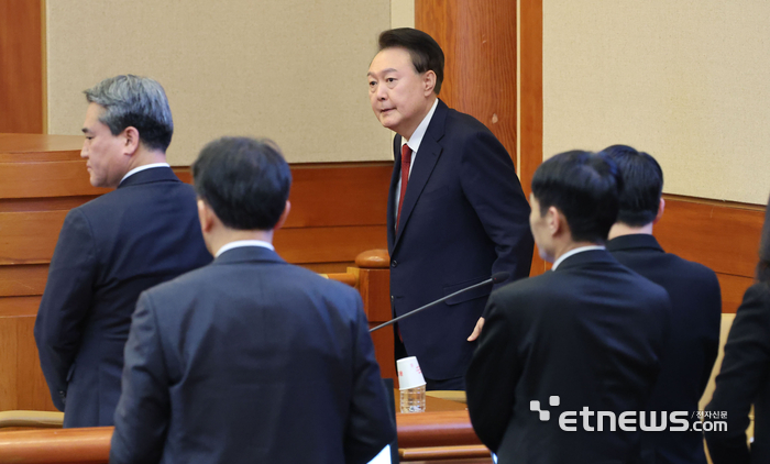 윤석열 대통령, 탄핵 심판 6차 변론 참석