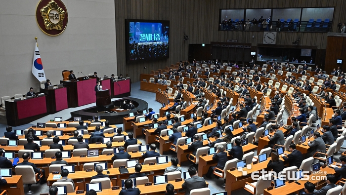 이재명 교섭단체대표 연설…“'잘사니즘'으로 회복·성장”
