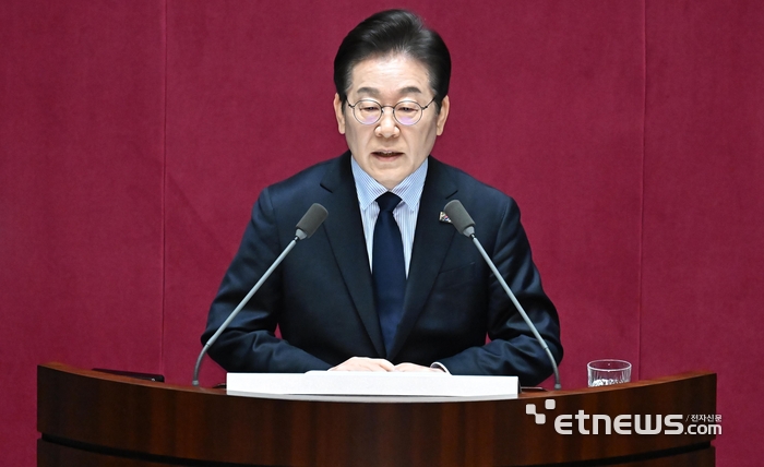 이재명 “주4일 근무 국가로 가야…'잘사니즘' 새 비전 삼겠다”