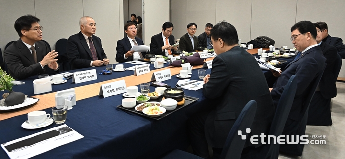 제3회 지식과혁신 의정대상 시상식 및 AI시대 입법·정책 방향 간담회