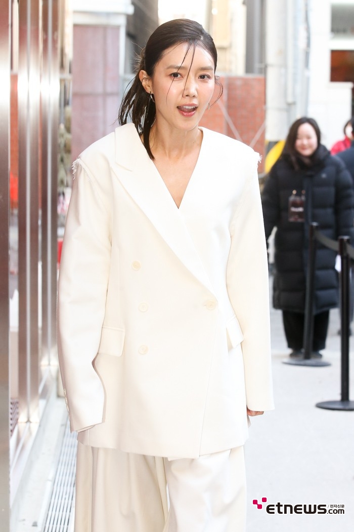 [ET포토] 채정안, '40대 후반에도 놀라운 젊음 유지'