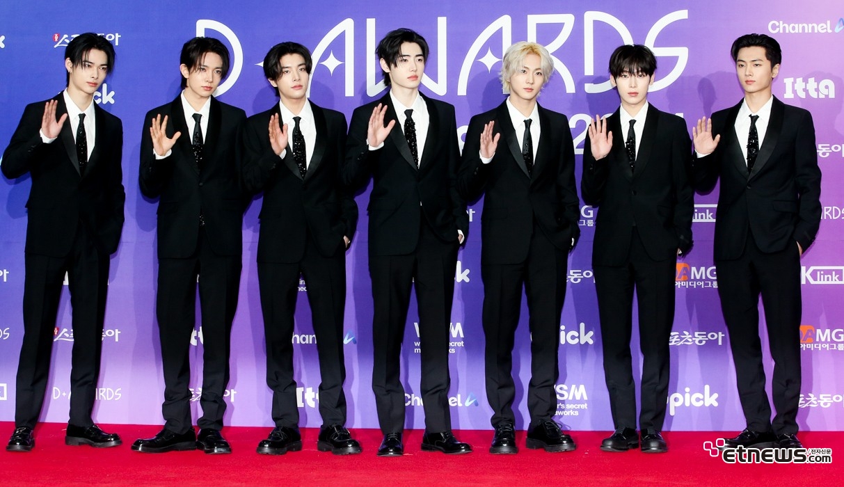 [ET포토] 엔하이픈, '아름다운 수트 패션'
