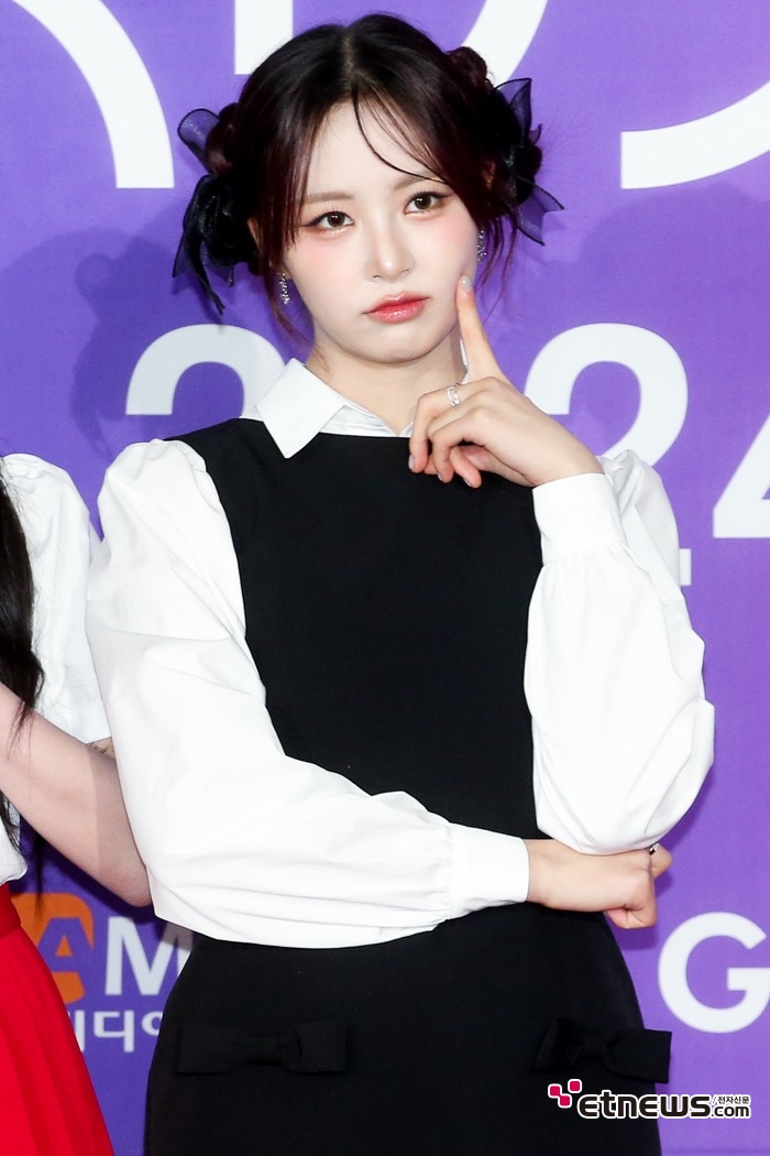 [ET포토] 피프티피트티 하나, '새침함도 매력'