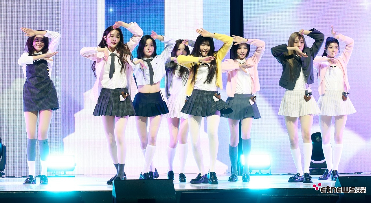 [ET포토] 하츠투하츠, 'SM 30주년에 데뷔'