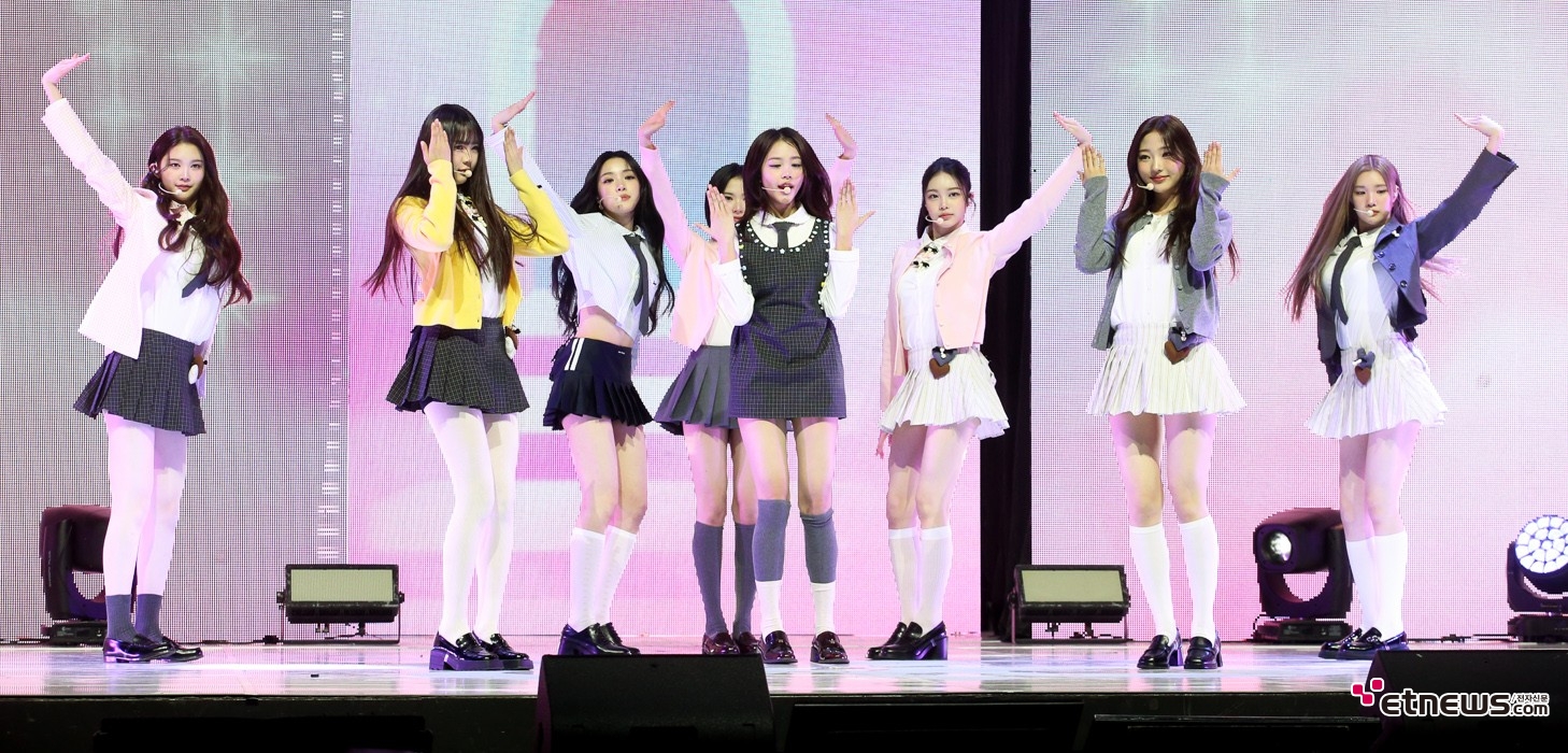[ET포토] 하츠투하츠, '초미니 스쿨룩'