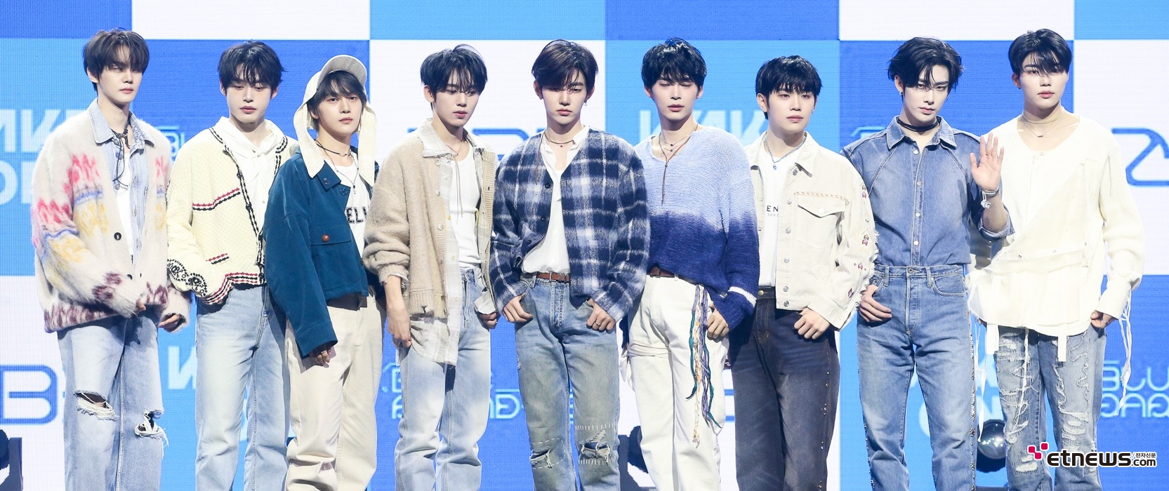 [ET포토] 제로베이스원, '유닛곡이 추가된 새앨범'