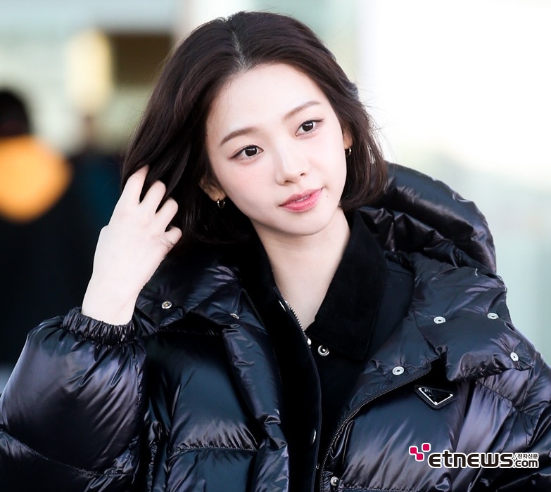 [ET포토] 에스파 카리나, '여신이란 단어가 어울리는 미모'