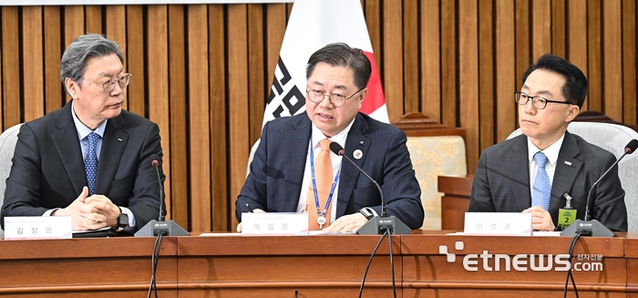발언하는 박일준 부회장