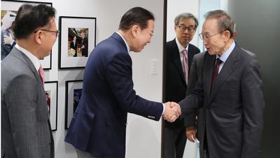 기사 썸네일