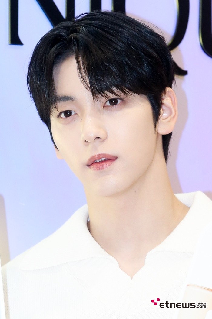 [ET포토] 수빈, '클로즈업 할 수록 놀라운 피부'