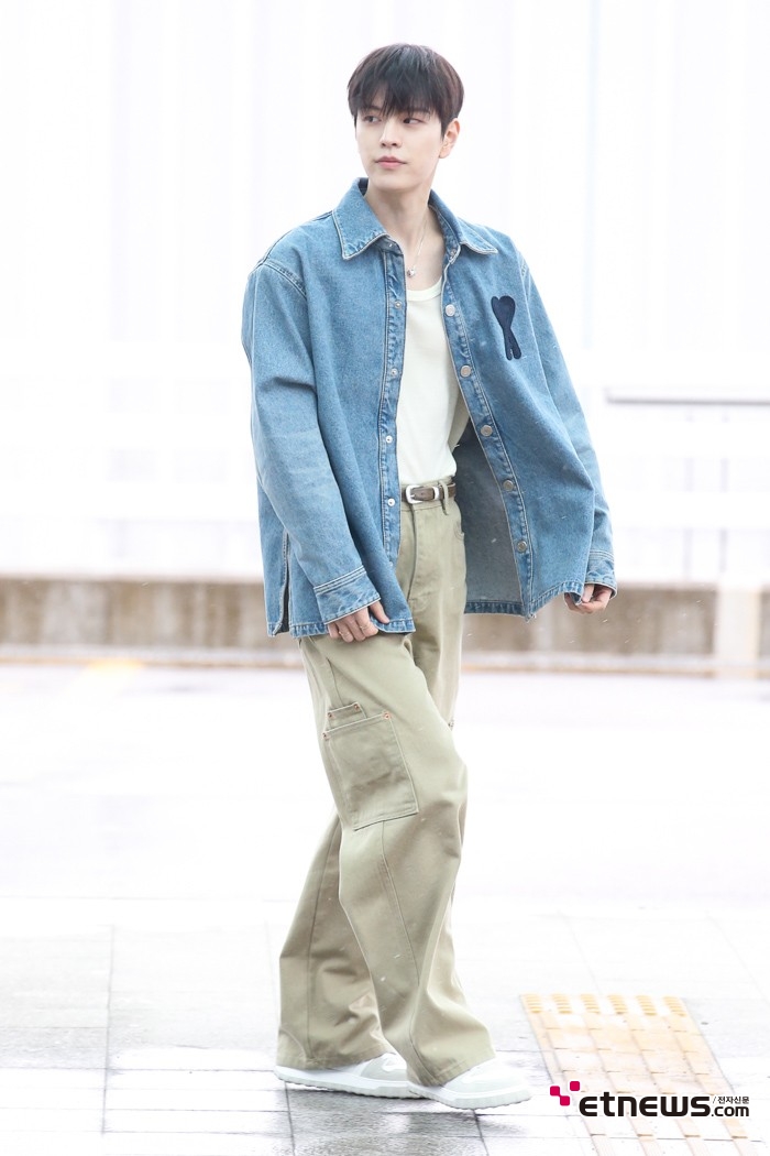 [ET포토] 스트레이키즈 성민, '파리로 떠나요'