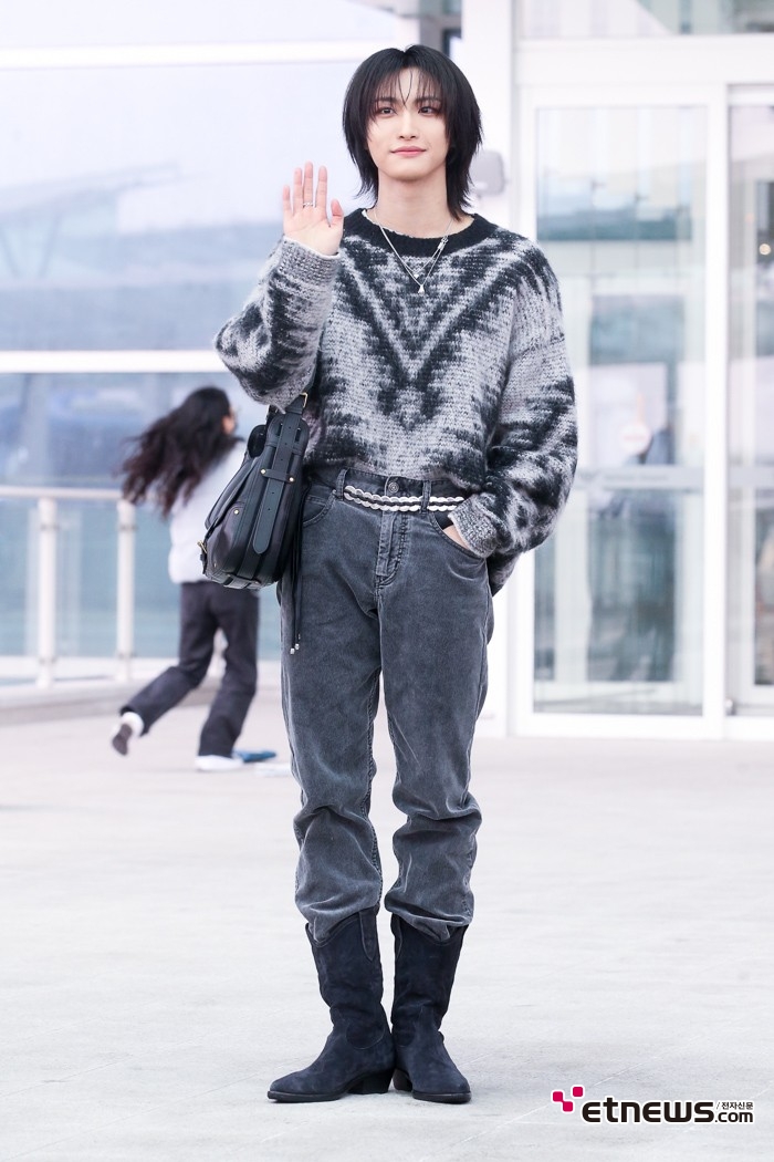 [ET포토] 에이티즈 성화, '스웨터는 넣입'