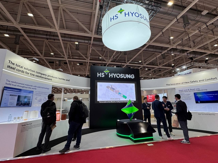 HS효성첨단소재가 4일~6일 독일 하노버에서 열리는 세계 최대 타이어 전시회인 '타이어 테크놀로지 엑스포 2025'에 참가했다. HS효성첨단소재